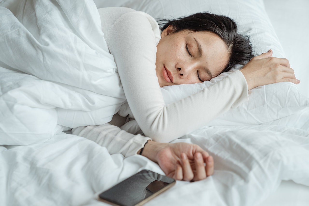 8 Proven Tips to Help You Achieve a Better, More Restful Sleep Every Night