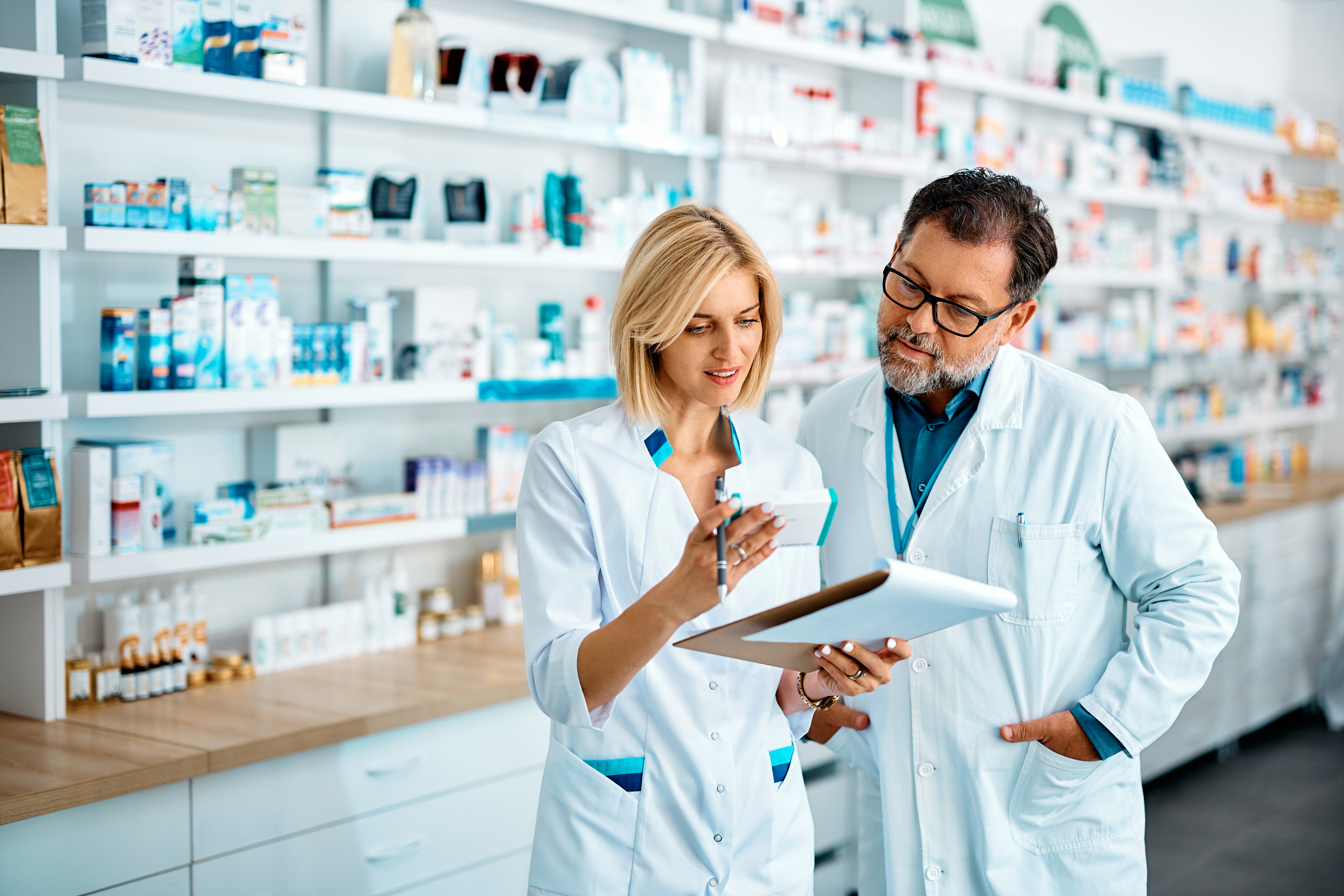 Exploring Pharmacy Career Options: 10 Different Types of Pharmacists