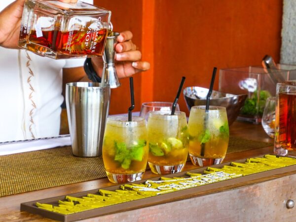 LOOKING TO REPLACE ALCOHOL? YOU’RE NOT ALONE