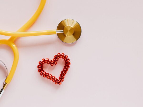 Humanizing AI for Health, Wellness, and Lifestyle Content: How to Keep Advice Feeling Human