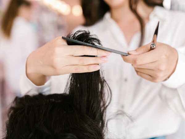 Brazilian Blowout vs. Keratin Treatment: Understanding the Difference Before You Book